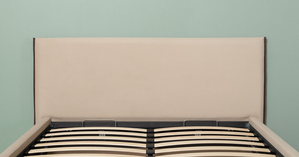 Кровать Микаса 160 велюр светлый бежевый, шоколадный с ортопедическим основанием и подъемным механизмом