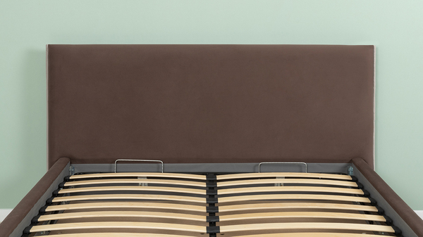 Кровать Микаса 160 велюр шоколадный, светло-серый с ортопедическим основанием и подъемным механизмом